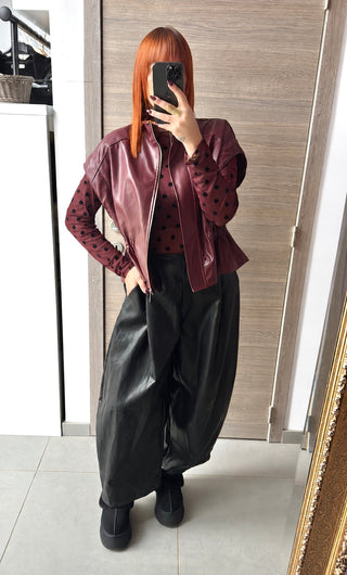 Veste sans manches similicuir bordeaux