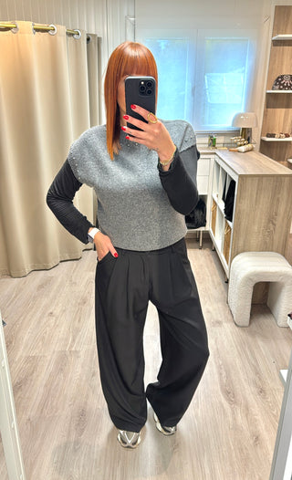 Pull sans manches gris à clous