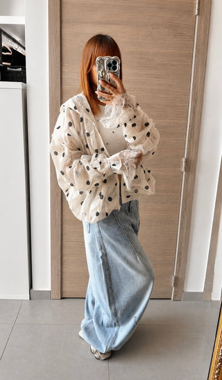 Veste coupe-vent à pois et dentelle