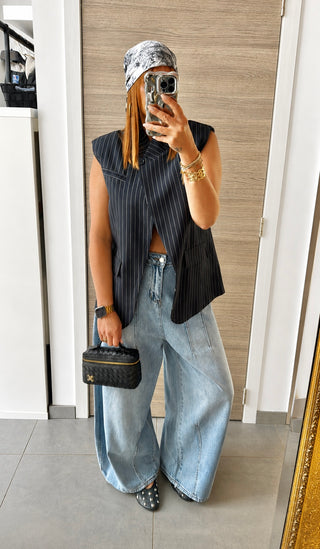 Jean barrel loose