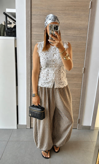 Blouse en dentelle blanche