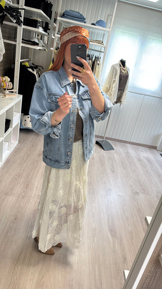 Veste en jean brodée oasis
