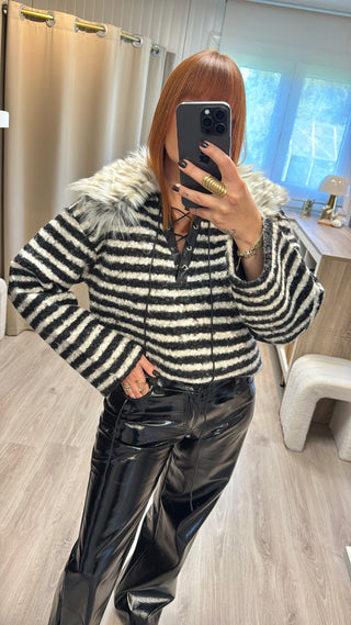 Pull Teddy col en fausse fourrure