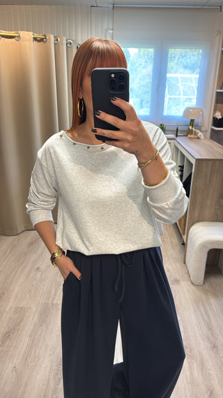 Sweat à clous gris