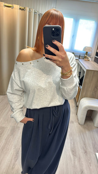 Sweat à clous gris