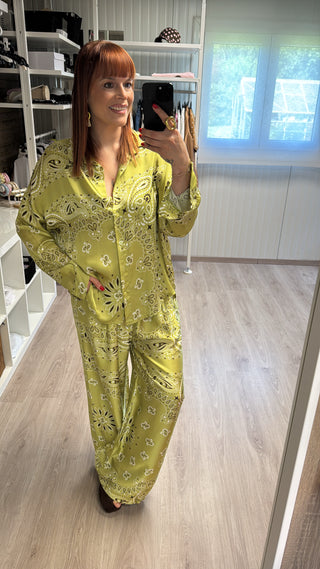 Ensemble bandana vert (chemise et pantalon)
