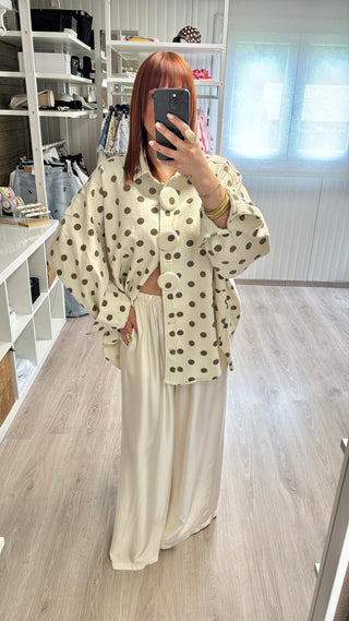 Chemise oversize beige à pois taupe