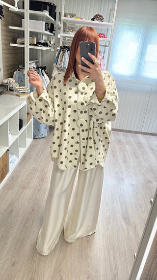 Chemise oversize beige à pois taupe