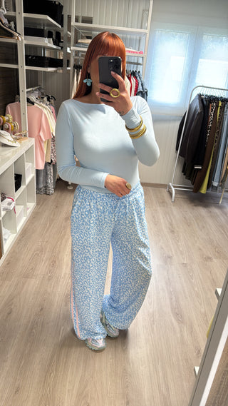 Basic bleu col bateau