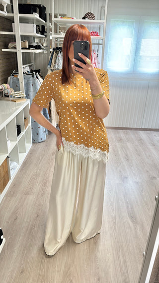 T-shirt asymétrique pois et dentelle camel