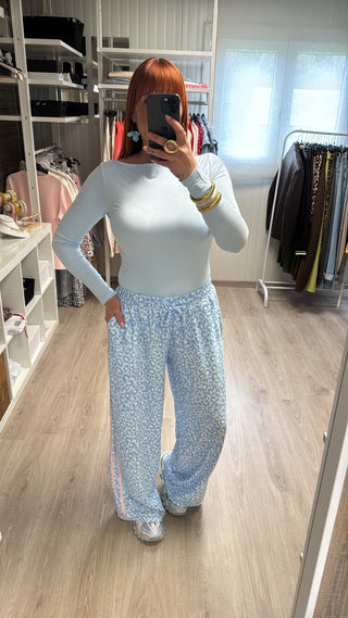 Basic bleu col bateau
