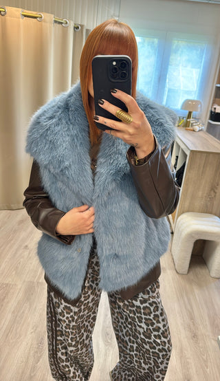 Veste fourrure sans manches bleu tendre