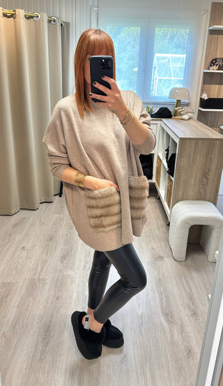 Pull oversize poches fourrure