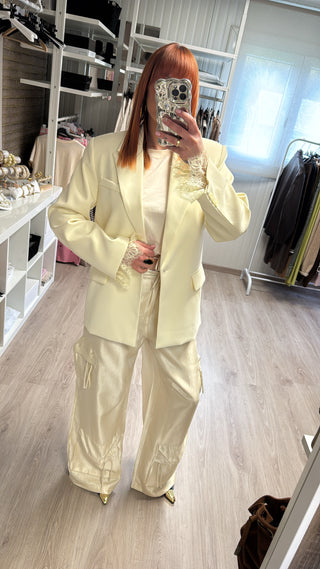 Blazer manches dentelle jaune