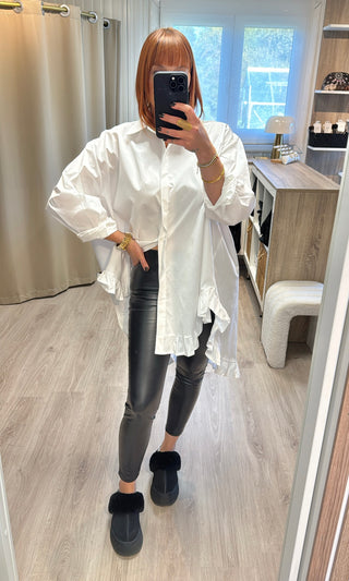 Chemise blanche à volants