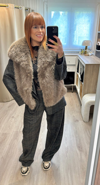Veste fourrure sans manches taupe
