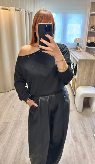 Sweat à clous noir