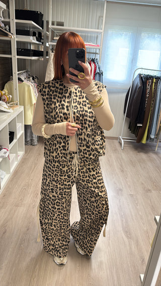 Veste léopard sans manches
