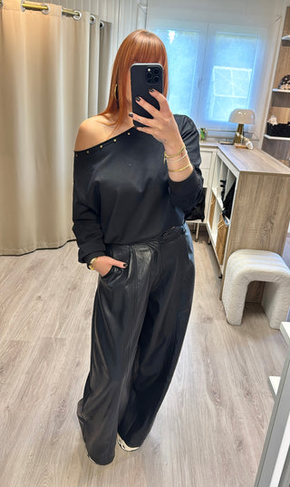 Sweat à clous noir