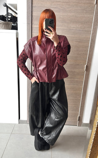 Veste sans manches similicuir bordeaux