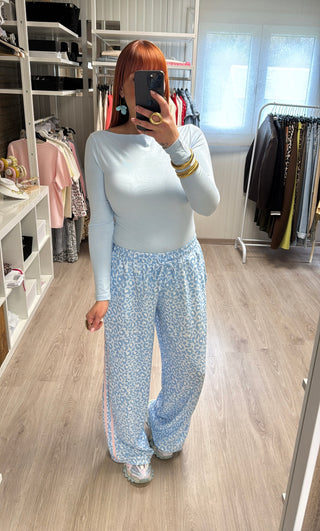 Basic bleu col bateau