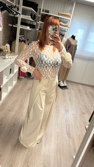 Pantalon beige à pinces