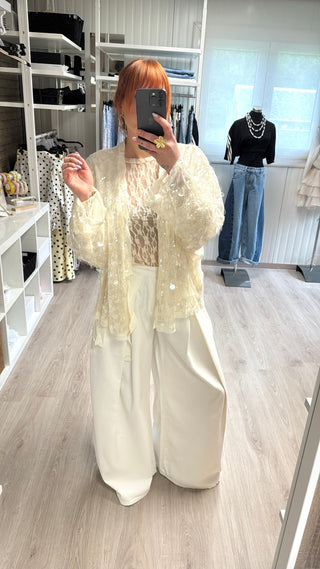 Blouse dentelle fleur beige