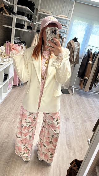 Jean à fleurs