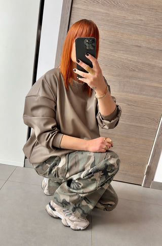 Sweat similicuir taupe